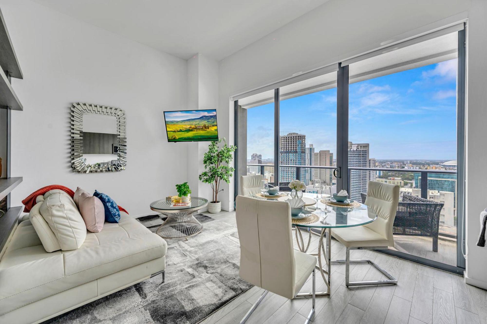 Views Downtown Apartamento